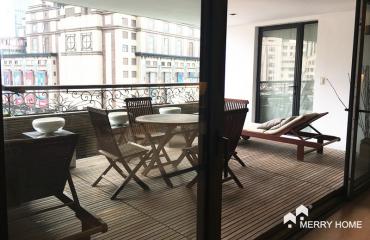 Modern 3 suites with big terrace in jingan